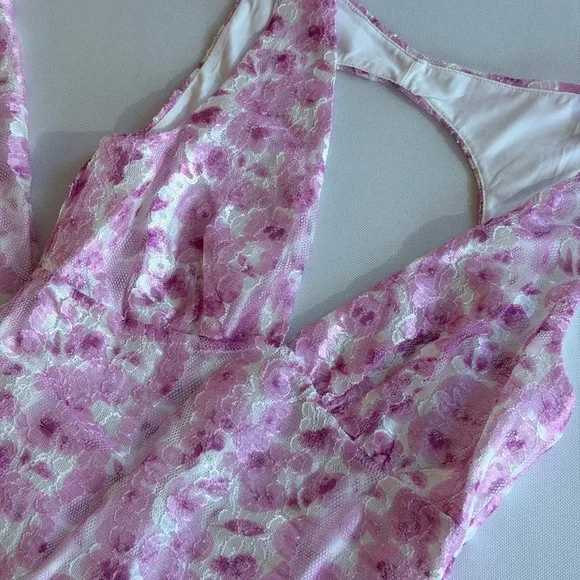 NWT Beginning Boutique Farida Pink Lace Maxi Dress - Picture 13 of 15